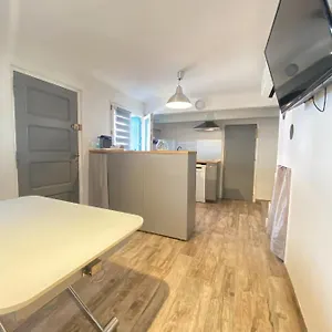 https://maison-t3-la-bayore-clim-wifi-5minutes-centre-ville.aixenprovencehotels.org